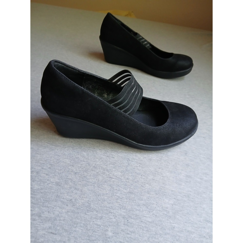 Skechers Shoes 9.5 Mary Jane Wedge Air Cooled  Comfort Cushioned Memory Foam